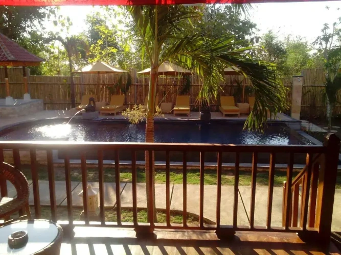 Deluxe Cottage with pool view