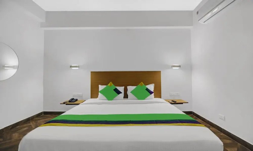 Treebo Shubham SR Nagar
