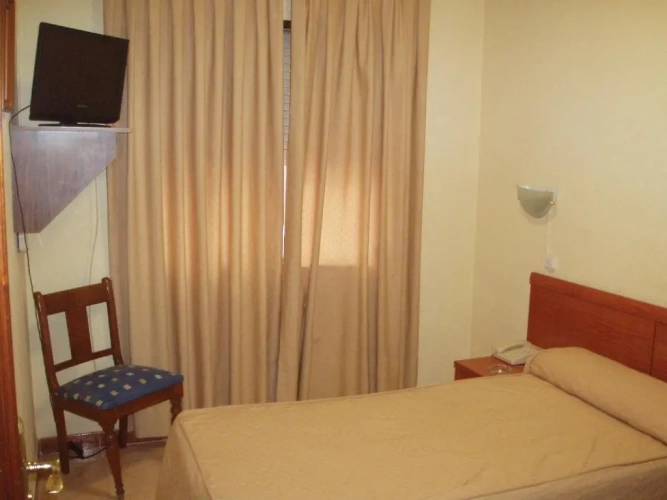 Standard Single room
