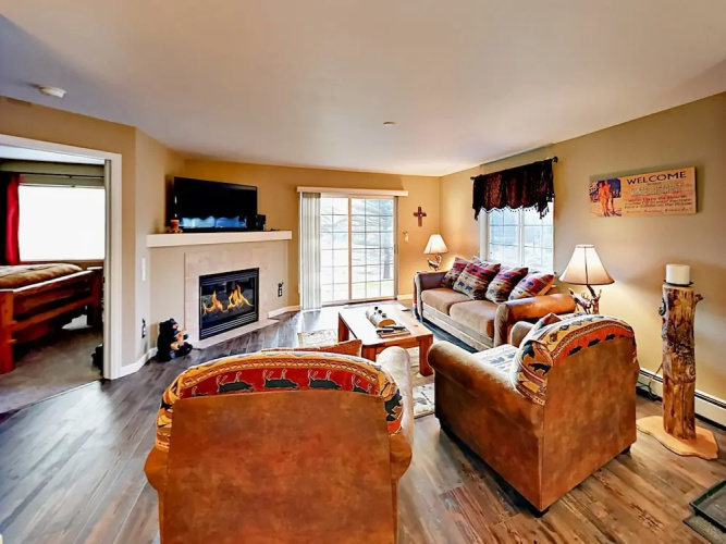 1395 Morgan Ct Condo Unit 702