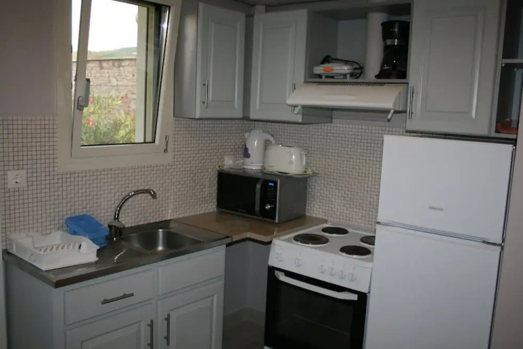 2 Bedrooms Family Apartment with mountain view