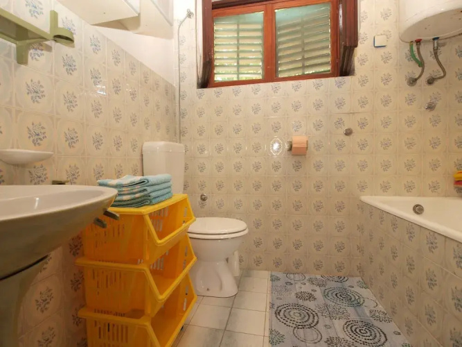 Apartment 1681