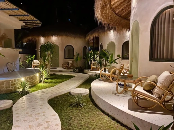 Bungalow with garden view