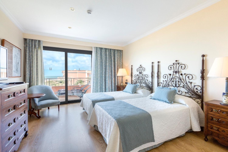Hipotels Barrosa Palace photo 11