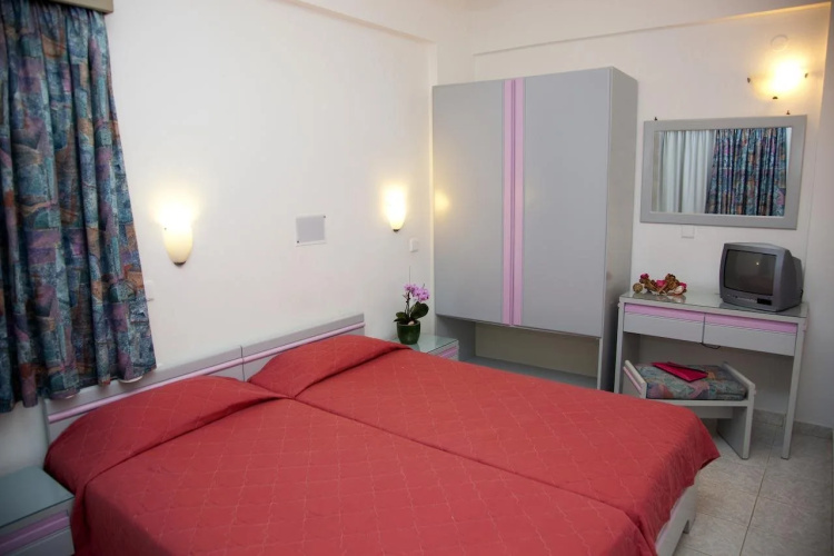 Ermis Suites
