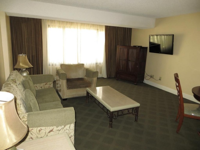 2 Bedrooms Suite