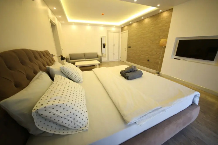 Sara Hotel