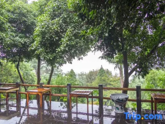 Islet Healthy Resort