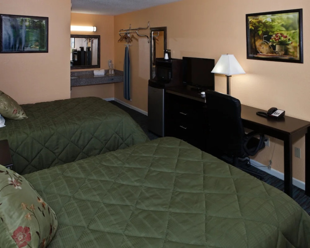 Bostonian Inn