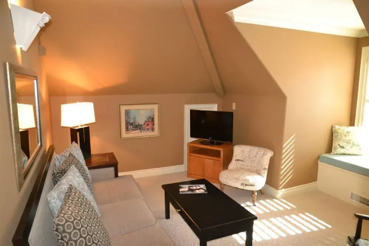 Maria's B&B