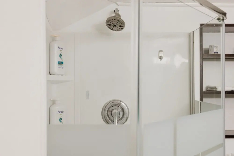 Cozy Local Apartment