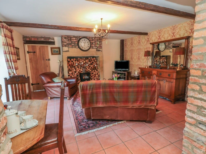 Holly Cottage