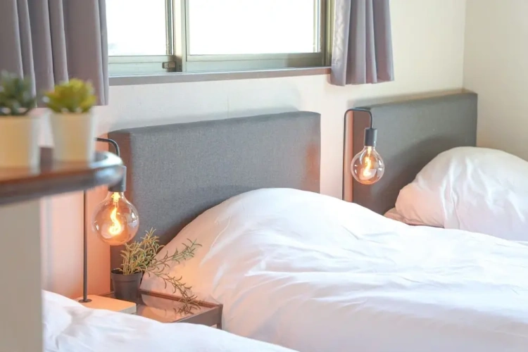 4 Bedrooms Cottage