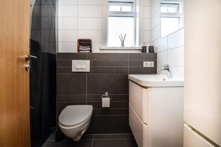 Apartment B48