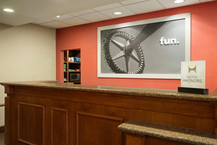 Hampton Inn & Suites Williamsburg-Central