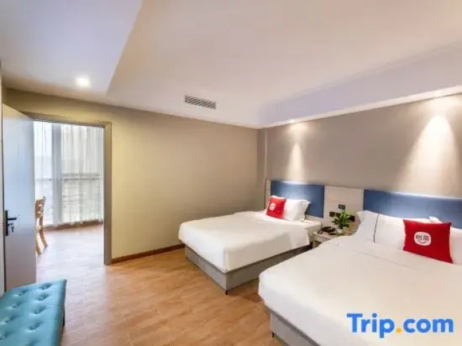 1 Bedroom Deluxe Suite