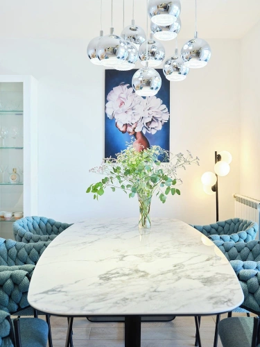 3 Bedrooms Apartment