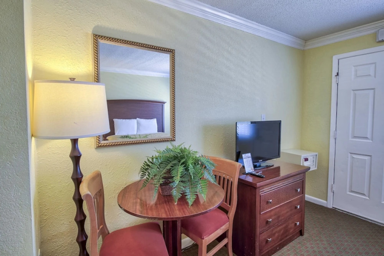 Club Destin Condos