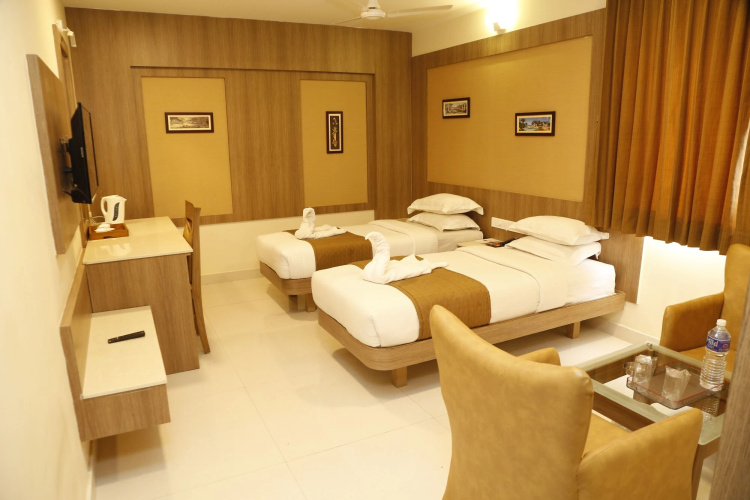Grand Plaza