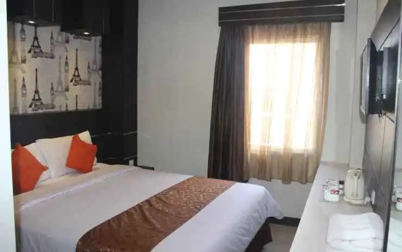 Royal Global Hotel