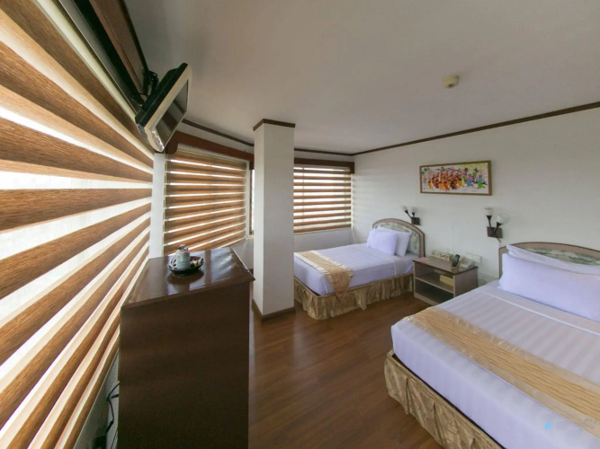 Orchid Hotel
