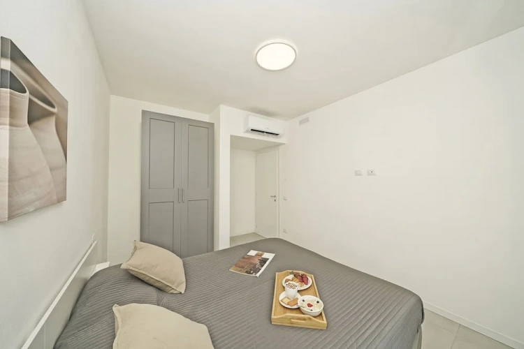 Club Apartment