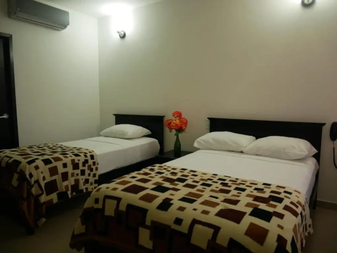Standard Triple room