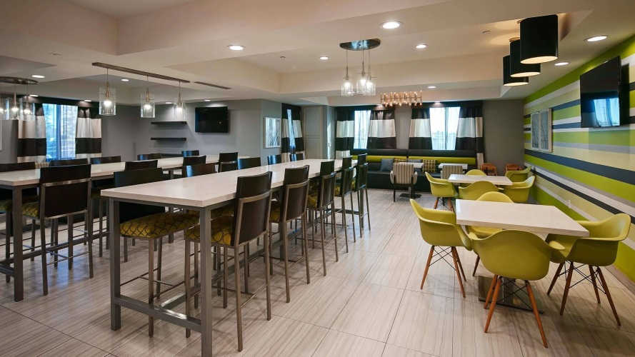 Best Western Plus Gardena Inn & Suites photo 33