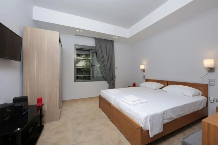Meni Apartments Hotel