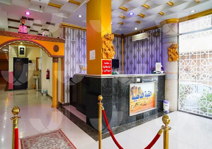 Al Qubah Al Zhabya Al Namozagya