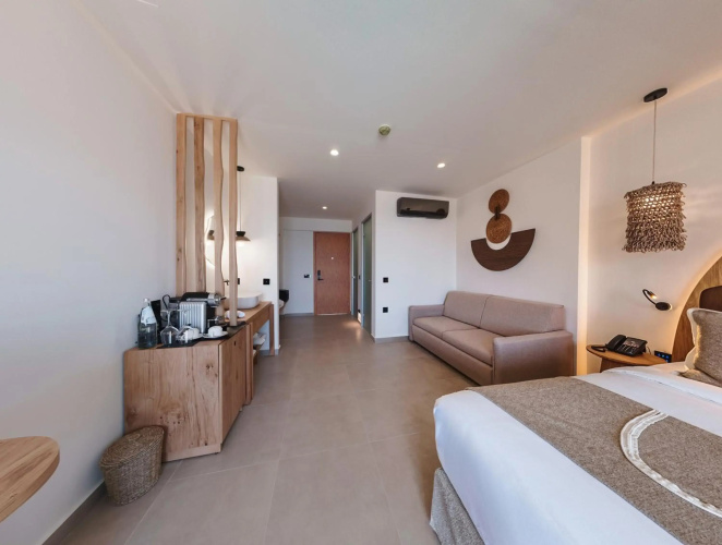 Cabana Blu Hotel & Suites