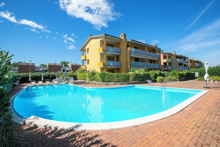 Family Apartment with balcony