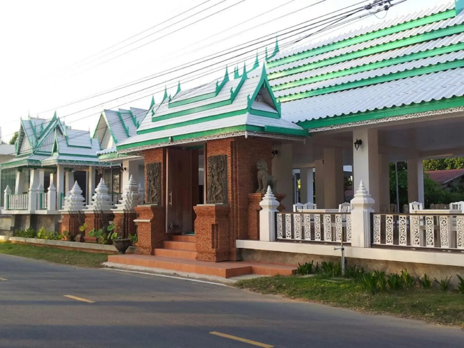 Samroiyod Beach Resort
