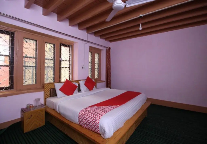 Shawl Gh By OYO Rooms