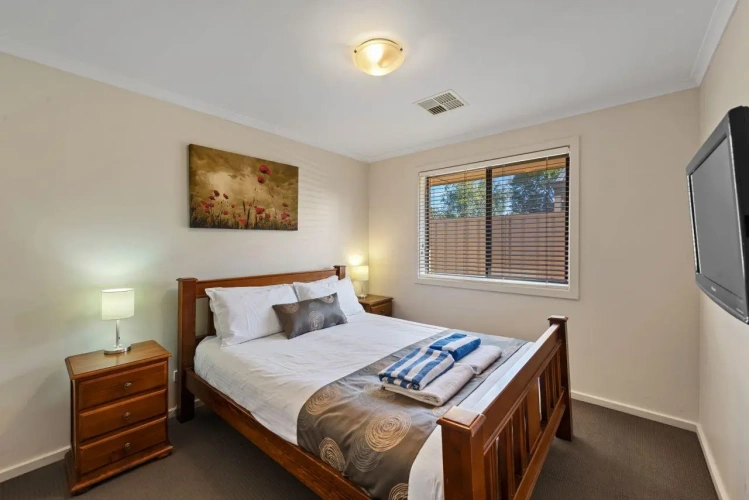 2 Bedrooms Deluxe Cottage