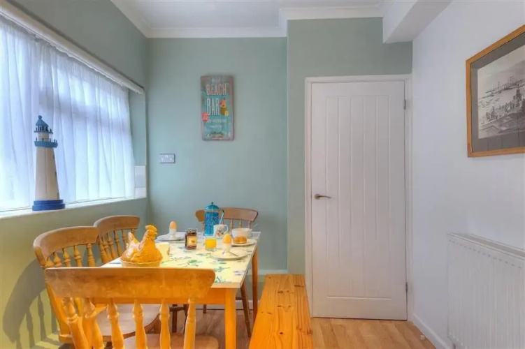 1 Harbour Heights