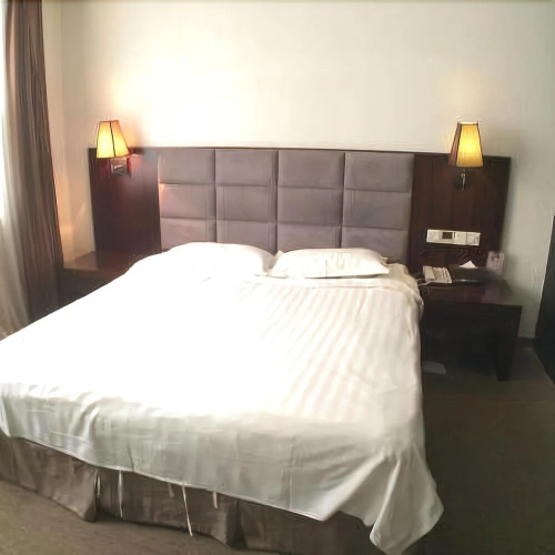 Jinyue Business Hotel