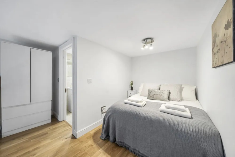 Modern Flat in Paddington