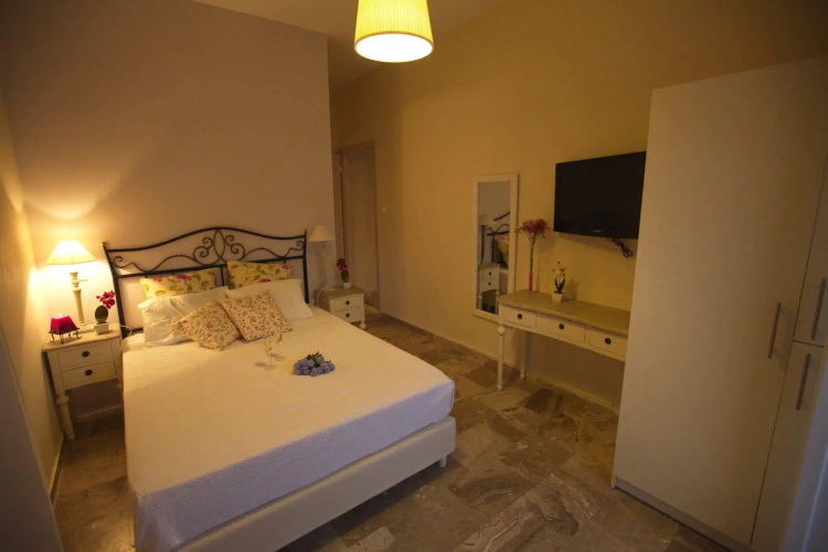 Australia Rooms