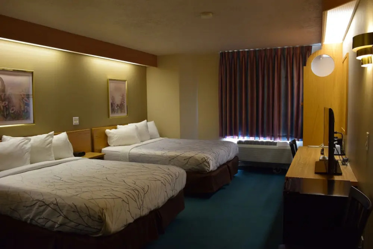 Willow Creek Inn