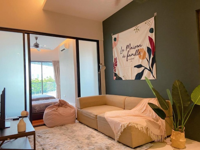 3 Bedrooms Apartment