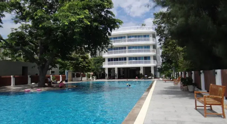 Baan Suan Rimsai