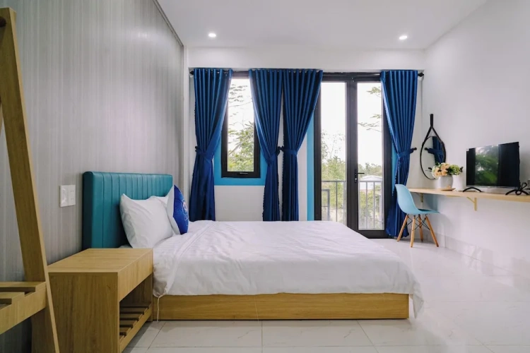 Deluxe Double room with balcony and with garden view