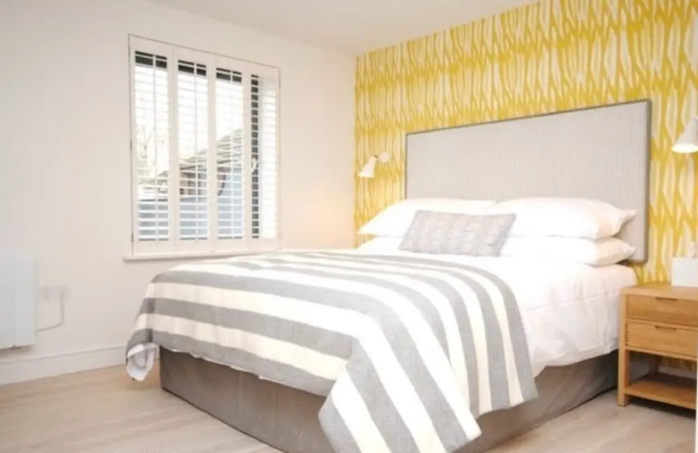 1 The Salterns, Chichester