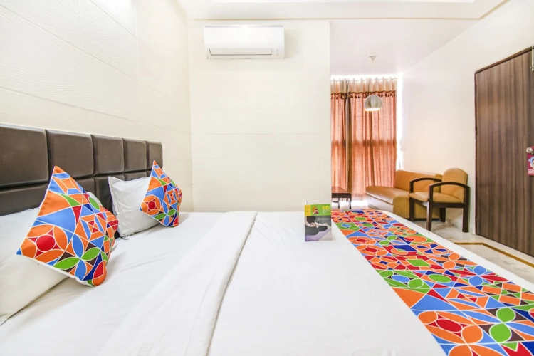Hotel Kamran Palace