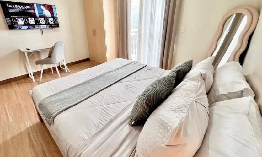 Room-experience Elegance at Chambre Hono
