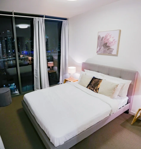 2 Bedrooms Apartment with river view