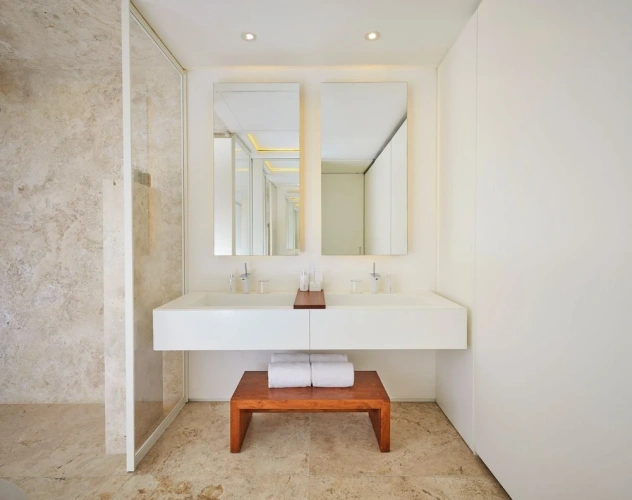 2 Bedrooms Sextuple Suite with balcony and with ocean view