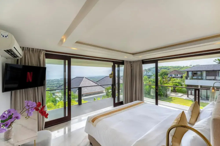 Mahameru Uluwatu
