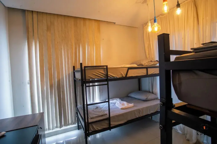 Hostel Central